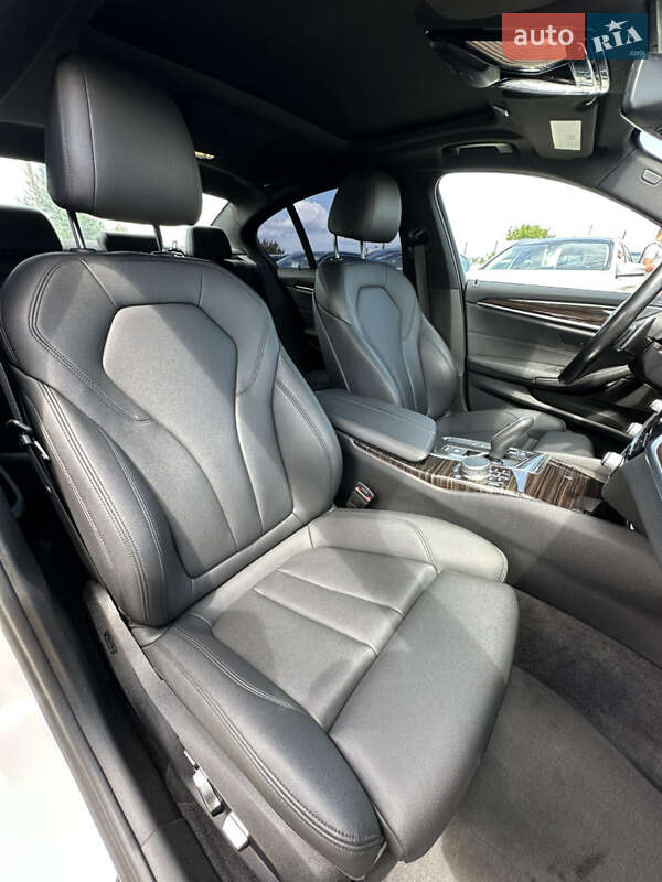 Седан BMW 5 Series 2019 в Івано-Франківську