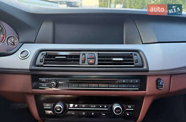 Седан BMW 5 Series 2012 в 