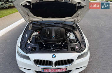 Седан BMW 5 Series 2012 в 