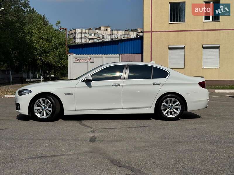 Седан BMW 5 Series 2015 в Запорожье