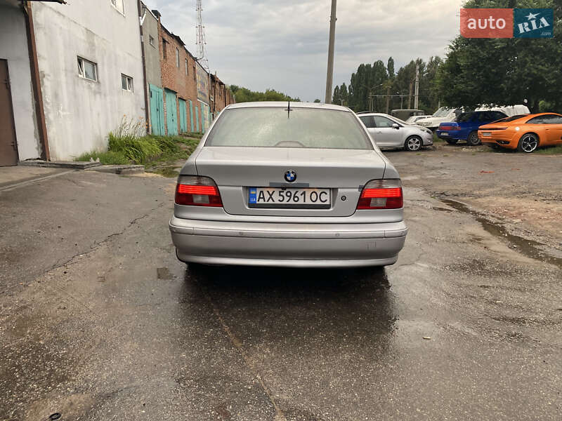 Седан BMW 5 Series 2002 в Харкові