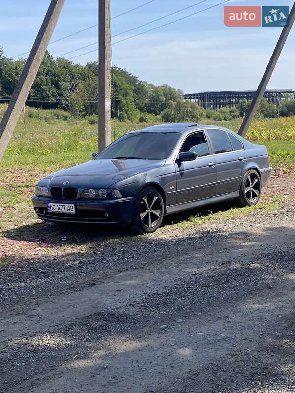 BMW 5 Series 2001