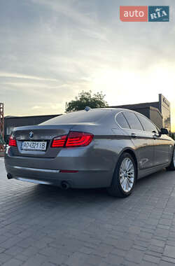 Седан BMW 5 Series 2012 в 