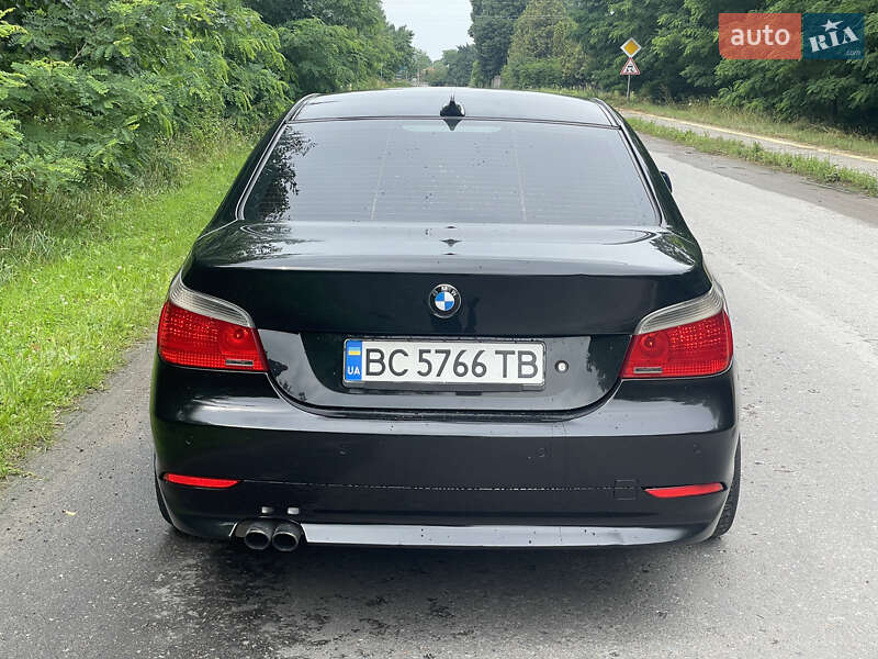 Седан BMW 5 Series 2006 в Жовкве