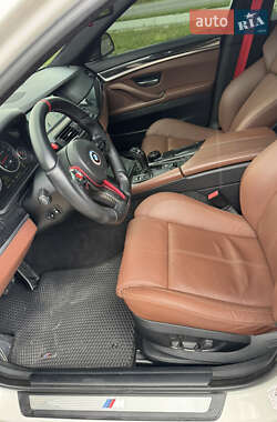 Седан BMW 5 Series 2010 в 