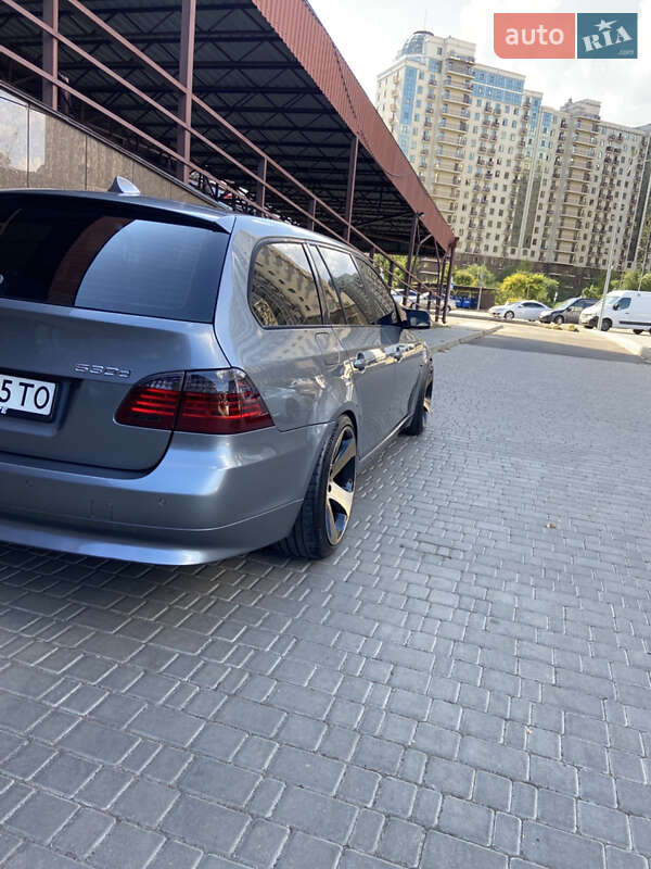 Универсал BMW 5 Series 2009 в Одессе