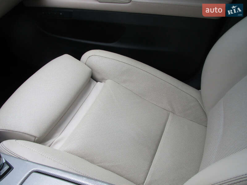 Седан BMW 5 Series 2015 в Коломые