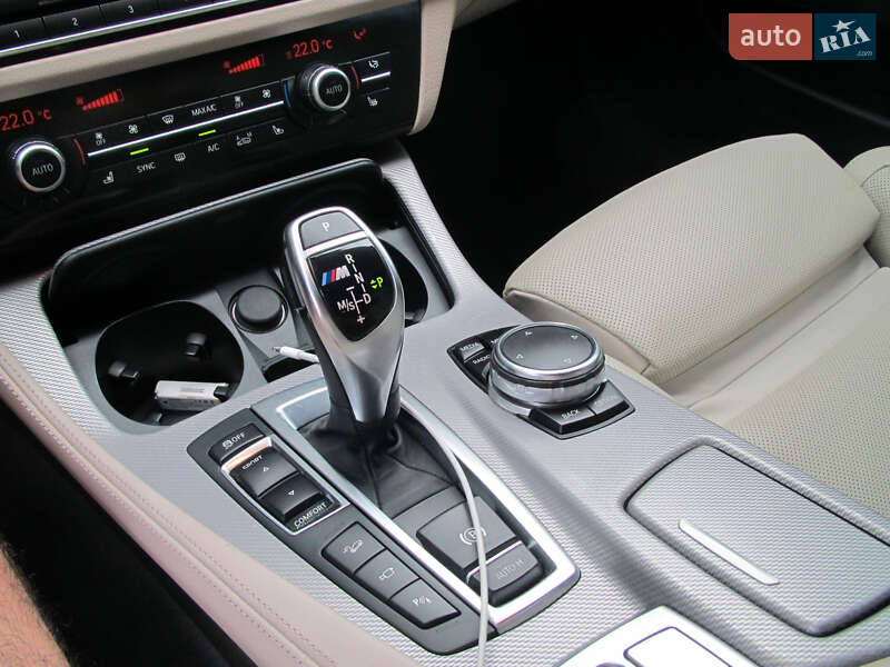 Седан BMW 5 Series 2015 в Коломые