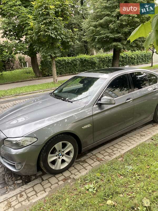 Седан BMW 5 Series 2012 в Коломиї