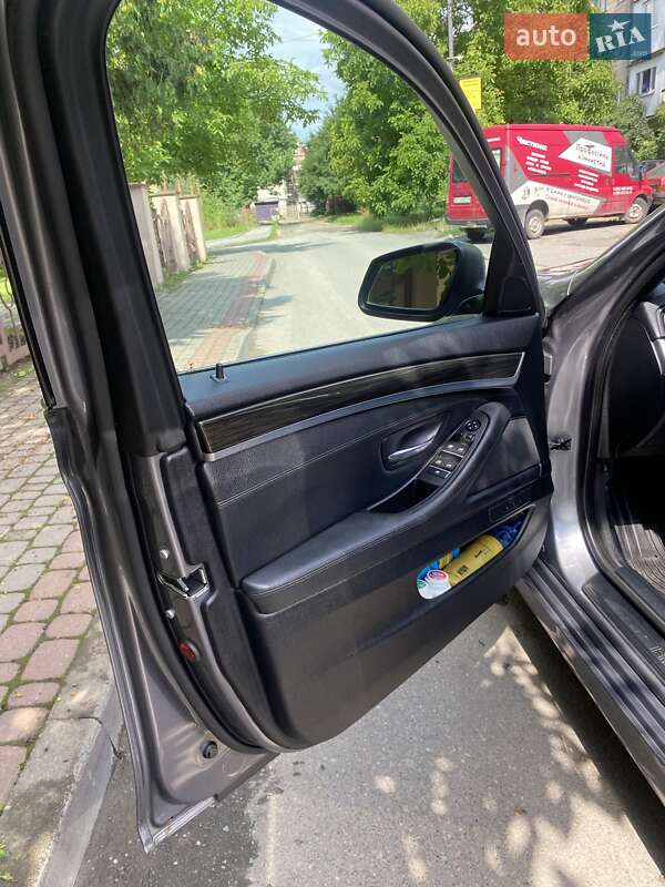 Седан BMW 5 Series 2012 в Коломиї