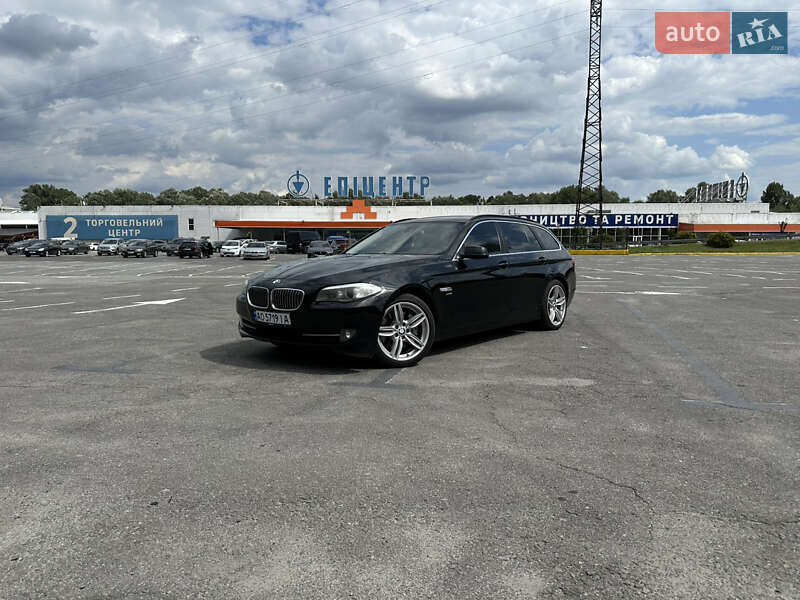 BMW 5 Series 2011