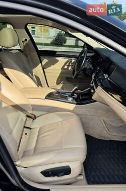 Седан BMW 5 Series 2014 в 