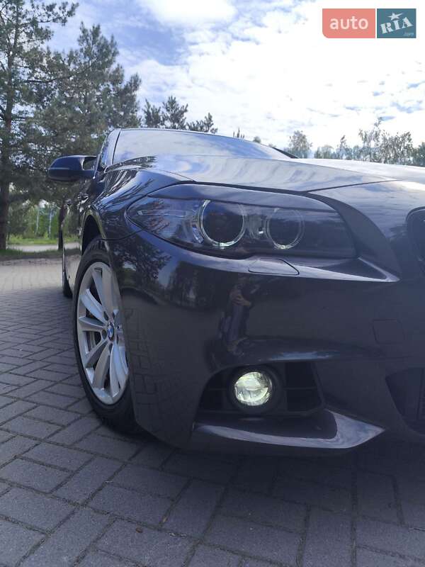 Седан BMW 5 Series 2014 в Трускавце