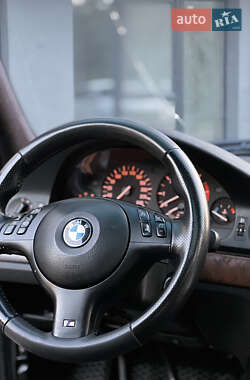 Седан BMW 5 Series 2001 в 