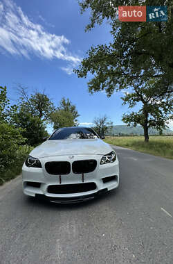 Седан BMW 5 Series 2010 в 