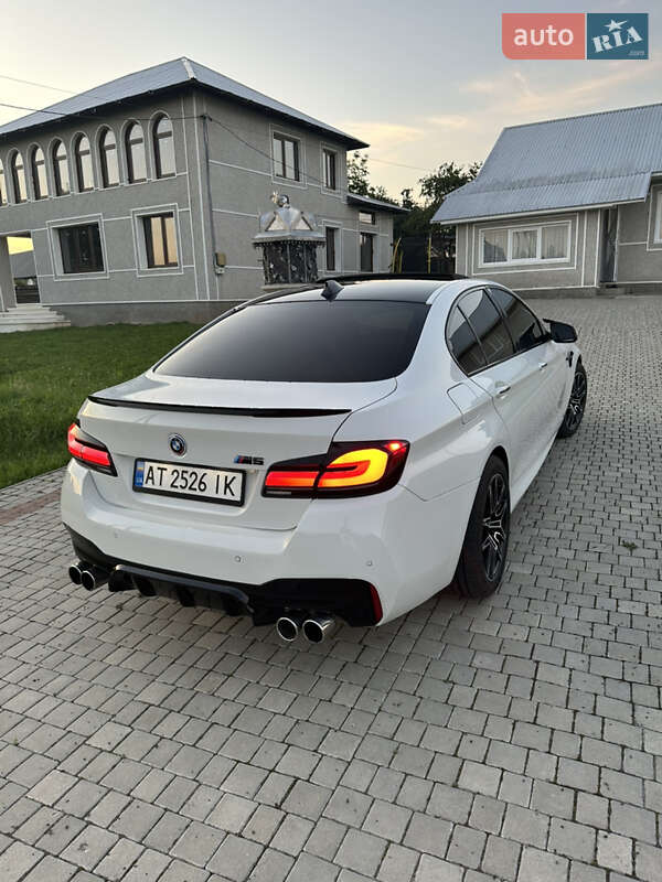 Седан BMW 5 Series 2012 в Коломые