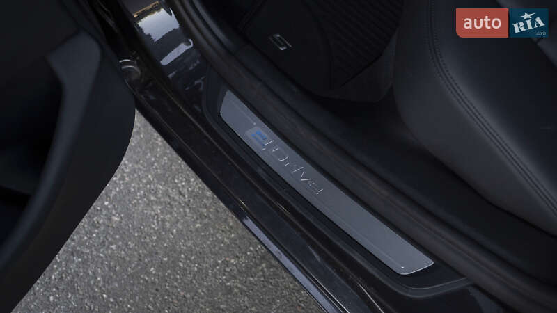 Седан BMW 5 Series 2018 в Киеве