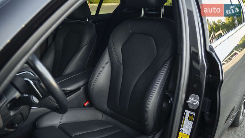 Седан BMW 5 Series 2018 в Киеве