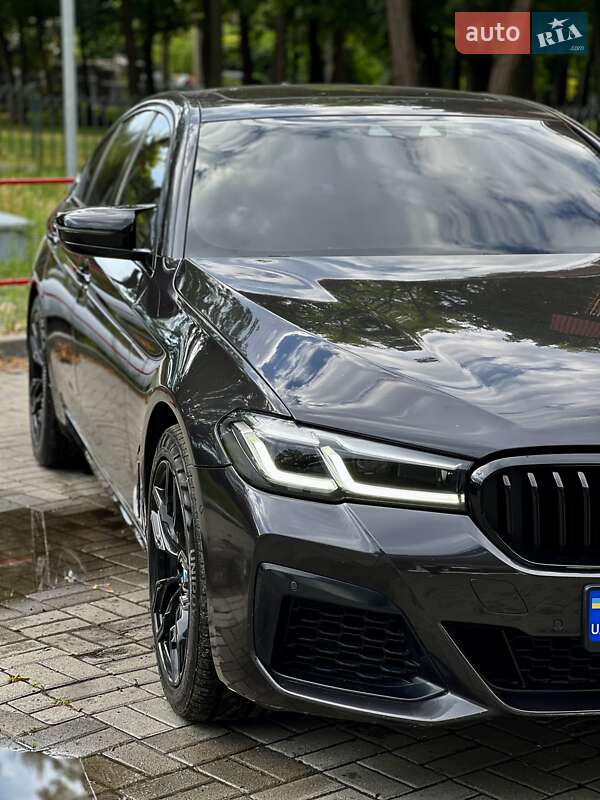 Седан BMW 5 Series 2018 в Дніпрі фото 13 Седан BMW 5 Series 2018 в Дніпрі
