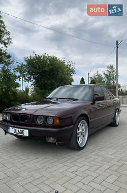Седан BMW 5 Series 1995 в Болграде