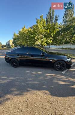 Седан BMW 5 Series 2012 в Львове