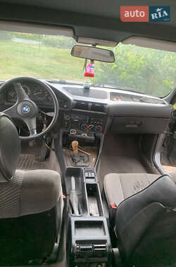 Седан BMW 5 Series 1990 в 