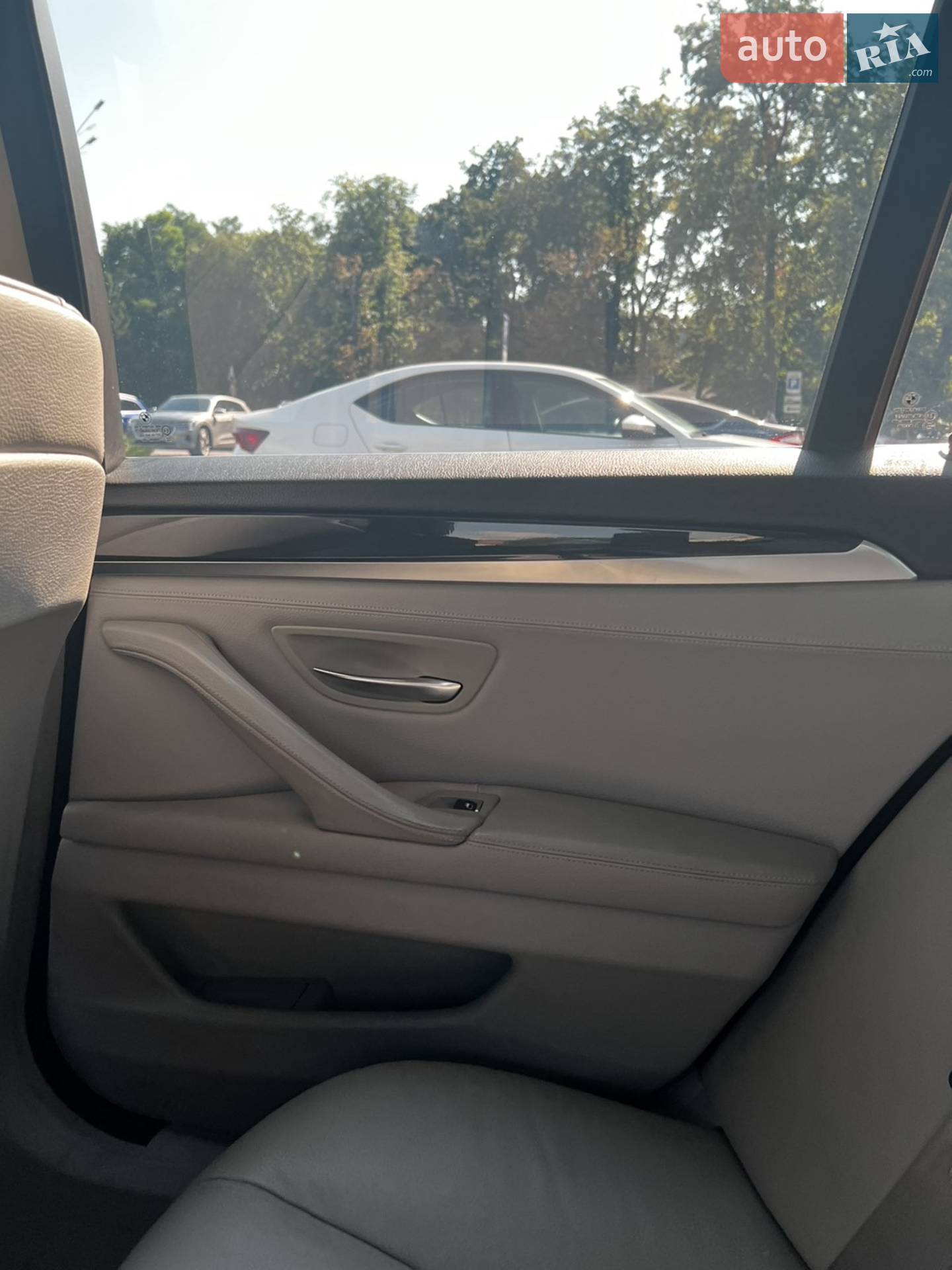 2011 BMW 5er - мініатюра 15