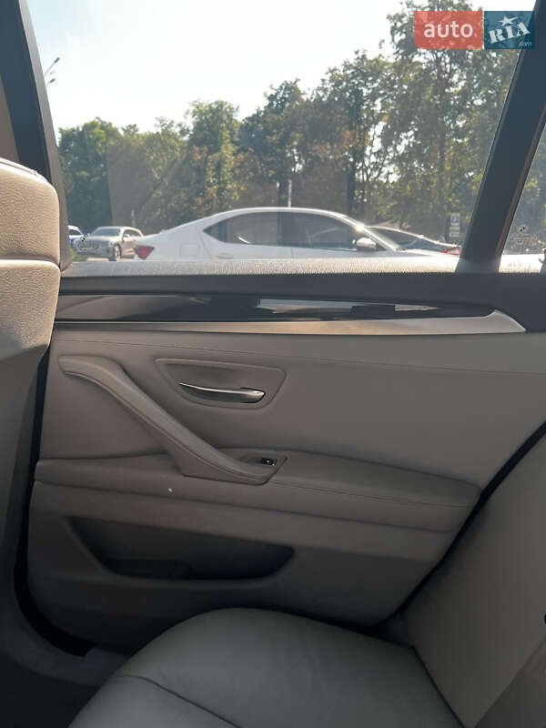 Седан BMW 5 Series 2011 в Кременчуге