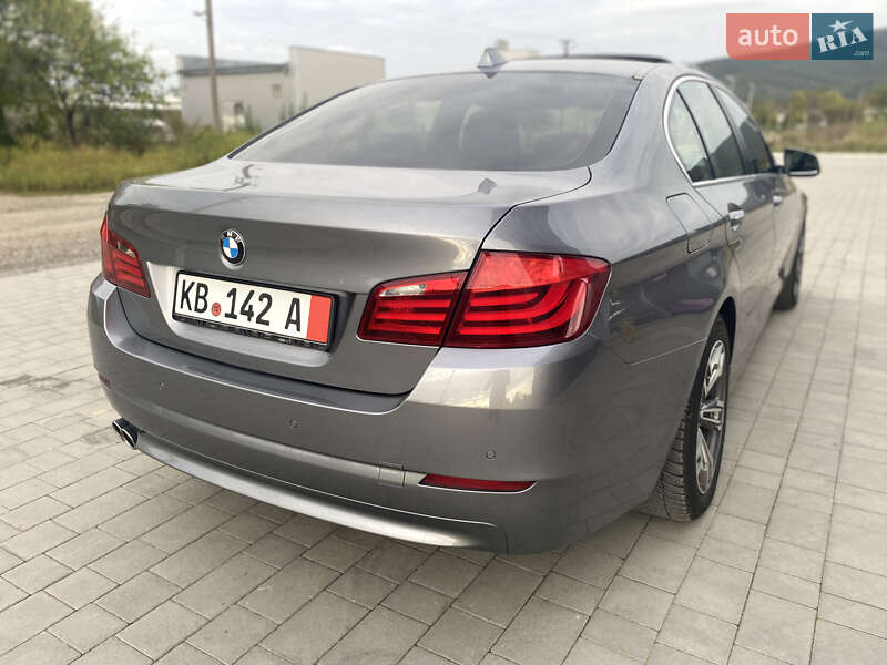 Седан BMW 5 Series 2013 в Виноградове