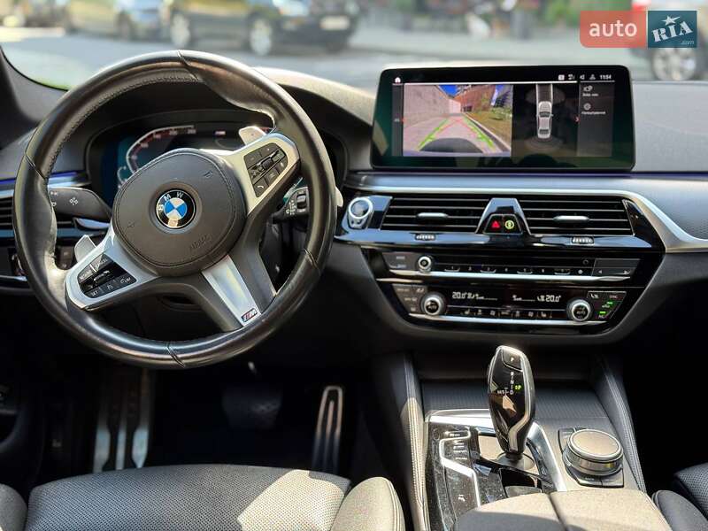 Седан BMW 5 Series 2020 в Львове