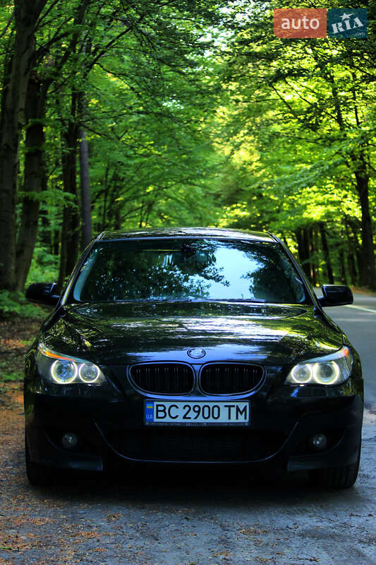 BMW 5 Series 2004
