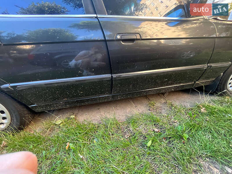 Седан BMW 5 Series 1990 в Львове