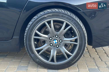 Седан BMW 5 Series 2012 в 