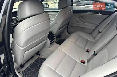 Седан BMW 5 Series 2012 в 