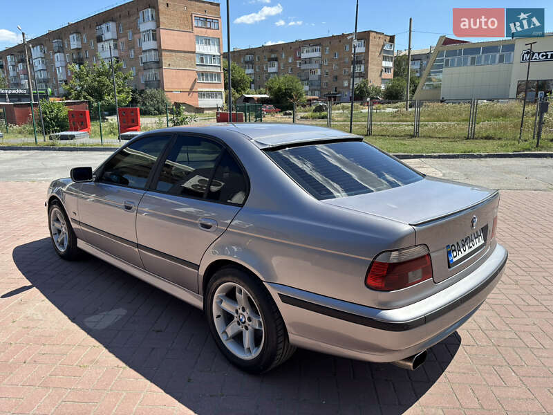 Седан BMW 5 Series 2001 в Знам'янці