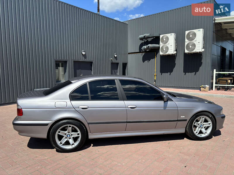 Седан BMW 5 Series 2001 в Знам'янці