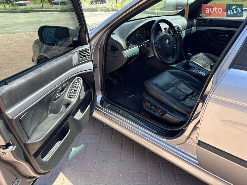 Седан BMW 5 Series 2001 в Знам'янці