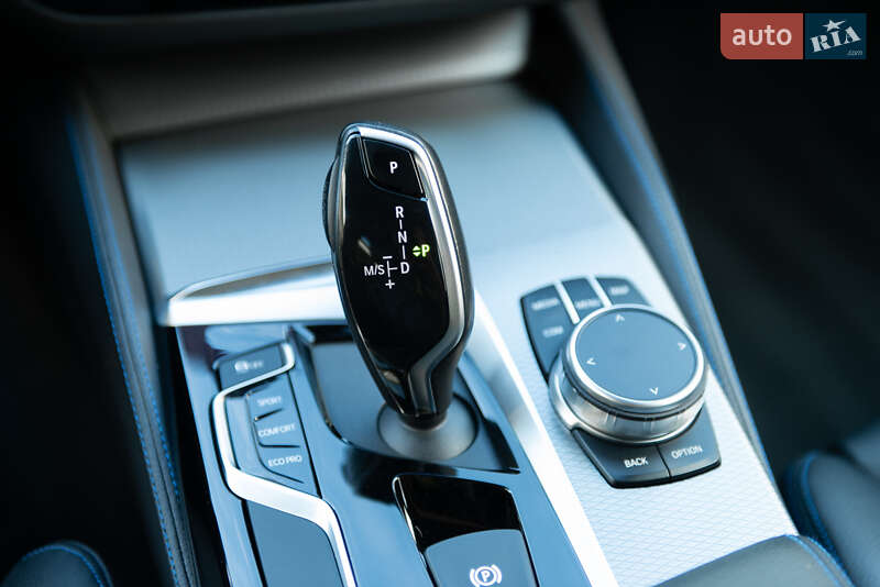 Седан BMW 5 Series 2020 в Мукачево