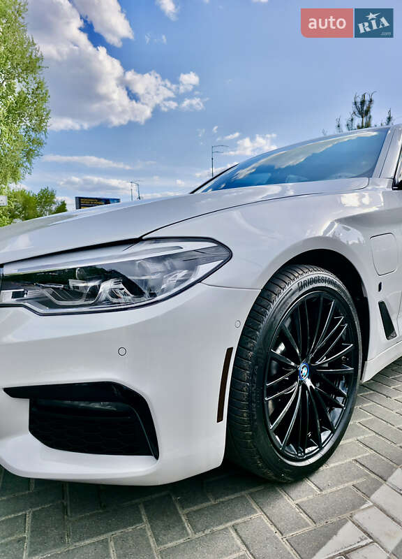 Седан BMW 5 Series 2017 в Києві фото 3 Седан BMW 5 Series 2017 в Києві