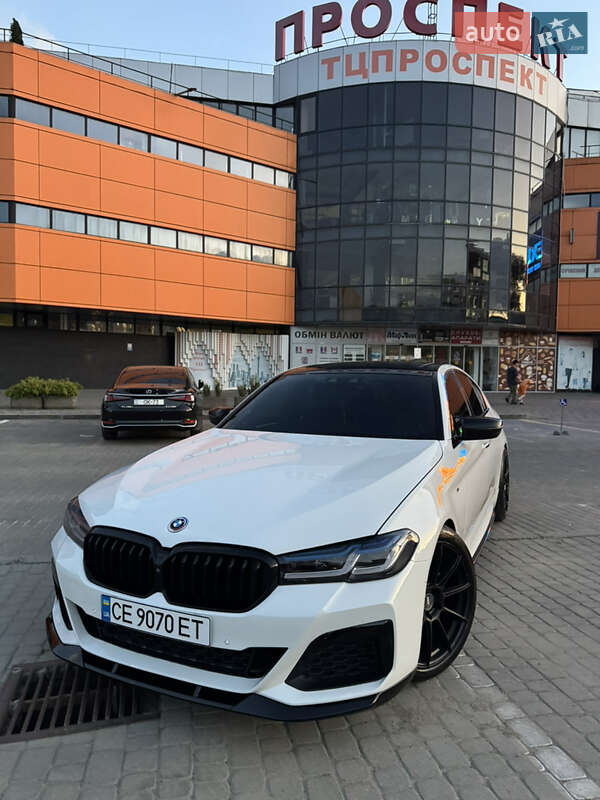 Седан BMW 5 Series 2017 в Черновцах