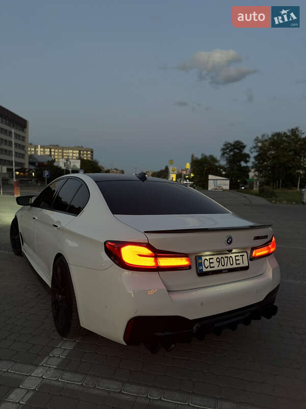 Седан BMW 5 Series 2017 в Черновцах