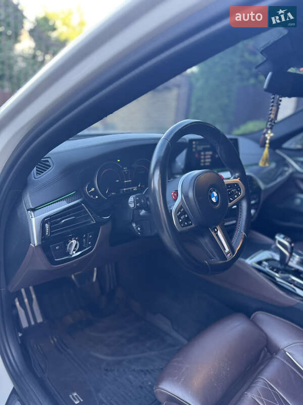 Седан BMW 5 Series 2017 в Черновцах