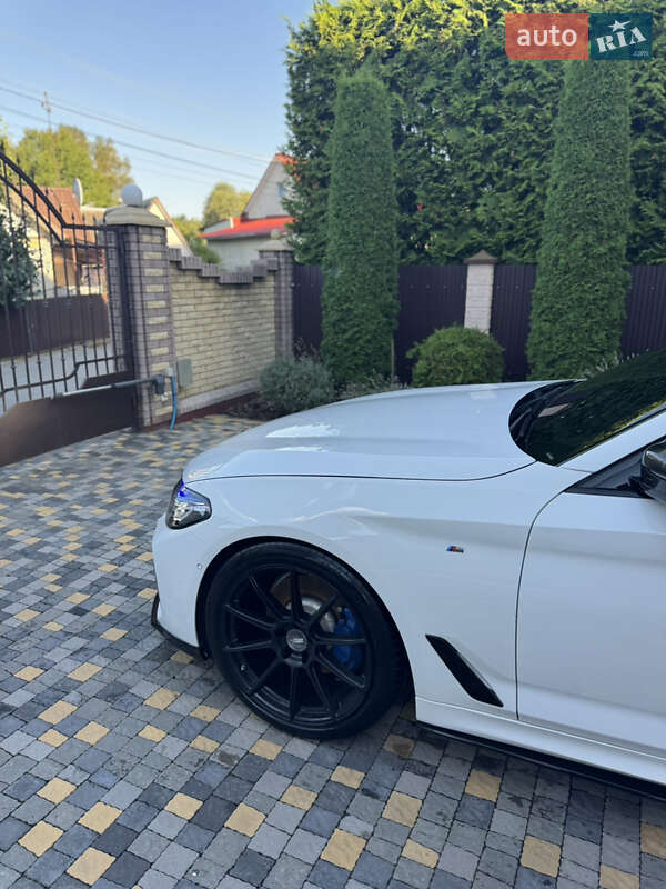 Седан BMW 5 Series 2017 в Черновцах