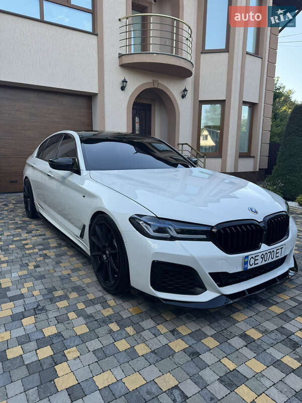 Седан BMW 5 Series 2017 в Черновцах