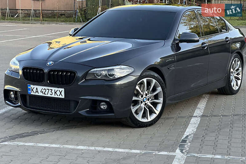 Седан BMW 5 Series 2016 в Киеве