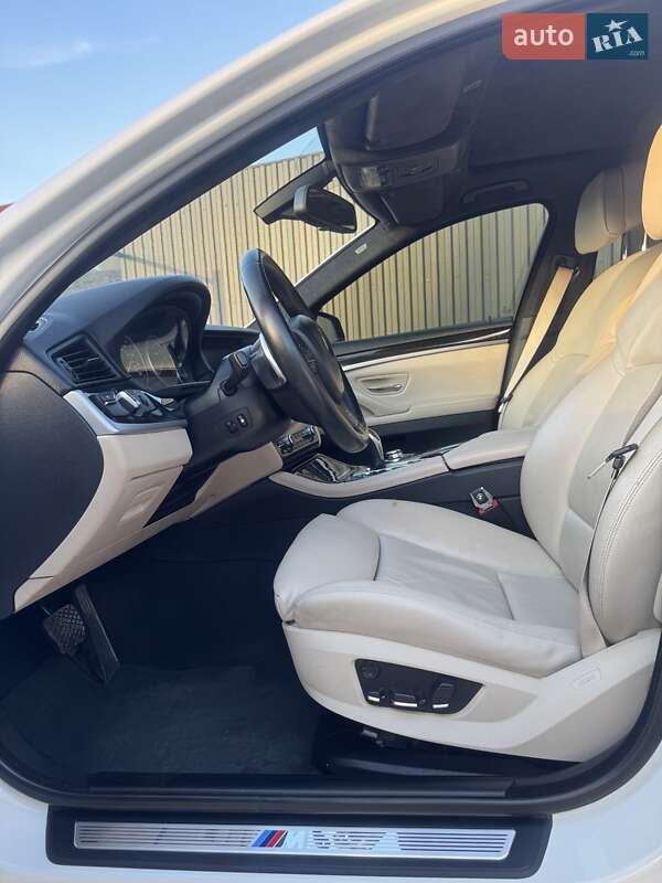 Седан BMW 5 Series 2011 в Хмельницькому