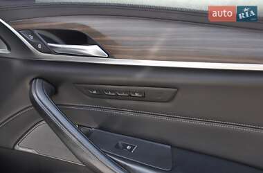 Седан BMW 5 Series 2018 в 