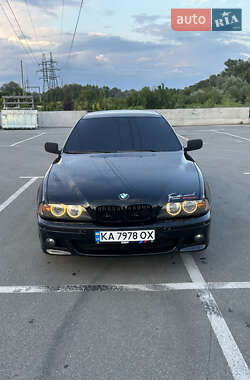 Седан BMW 5 Series 2000 в Ирпене