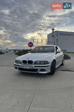 Седан BMW 5 Series 1998 в Коростені