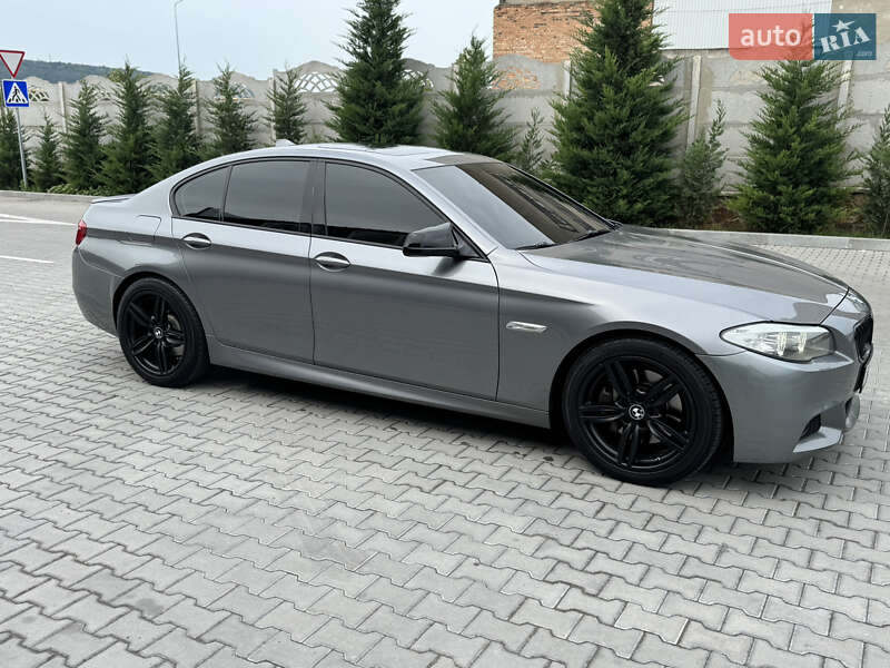 Седан BMW 5 Series 2013 в Могилев-Подольске